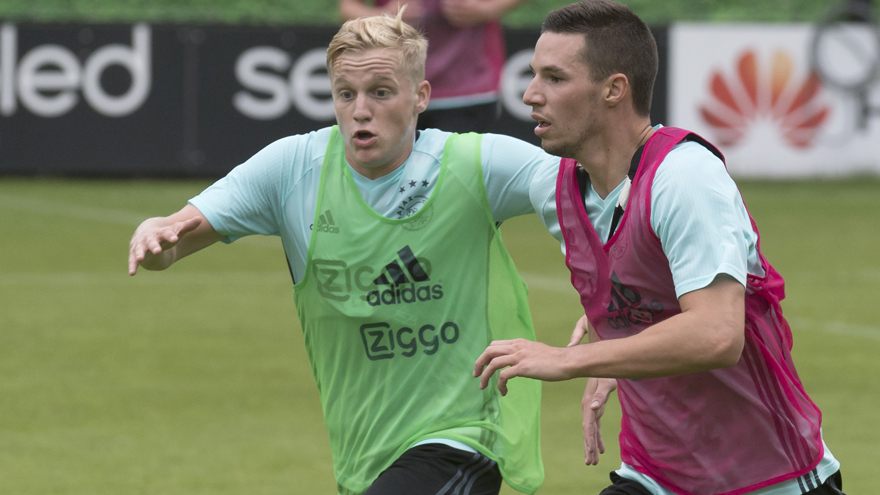 虽然布克与 虽然布克与