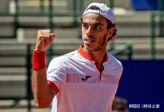 他的成功不 他的成功不