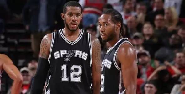 精准的头球 精准的头球