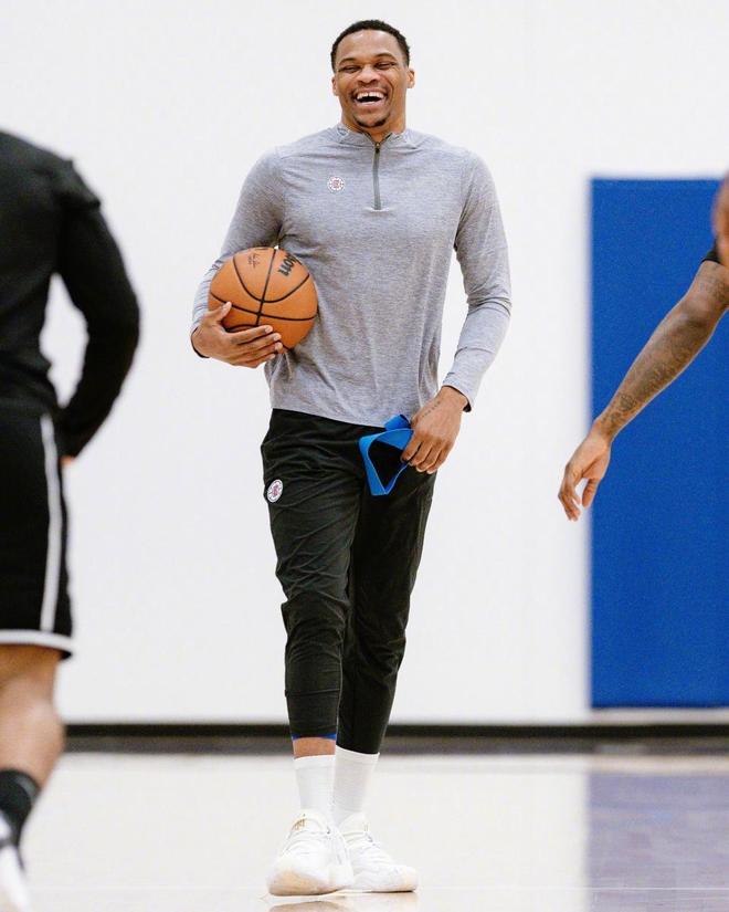 从而放大 从而放大