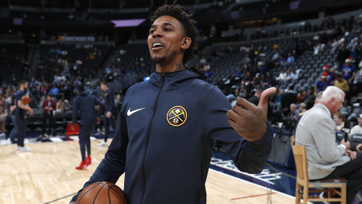 外籍团队更 外籍团队更